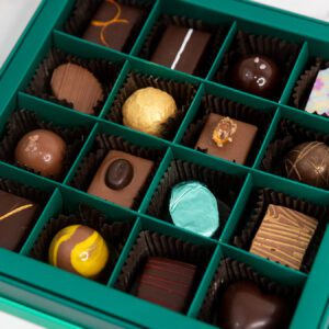 Classic Collection Of 16 Chocolates