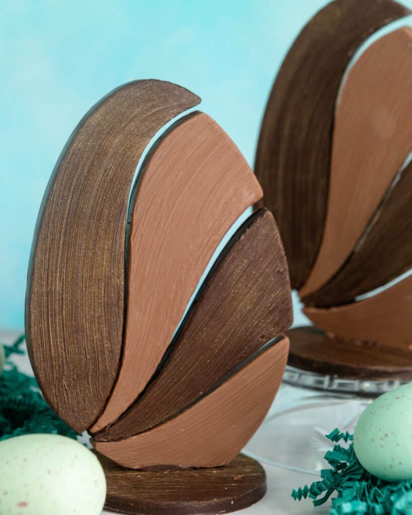 image of dark&milk chocolate sculpture egg